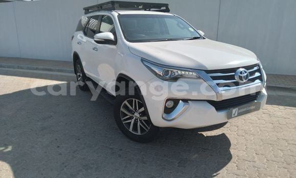 Acheter Occasion Voiture Toyota Origin Blanc à Windhoek, Namibie Acheter Occasion Voiture Toyota Origin Blanc à Windhoek, Namibie