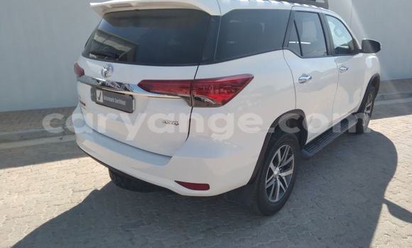 Acheter Occasion Voiture Toyota Origin Blanc à Windhoek, Namibie Acheter Occasion Voiture Toyota Origin Blanc à Windhoek, Namibie