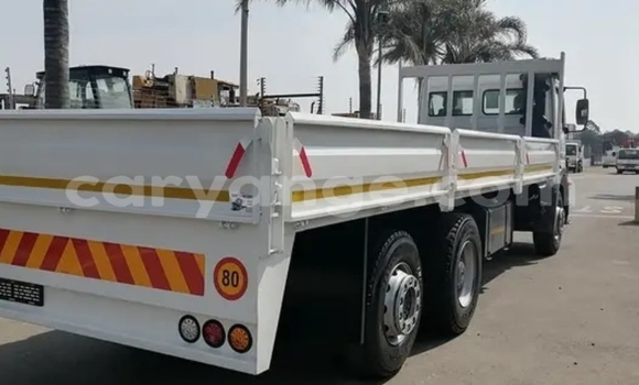 Buy Used Mercedes‒Benz Truck White Truck in Windhoek in Namibia Buy Used Mercedes‒Benz Truck White Truck in Windhoek in Namibia