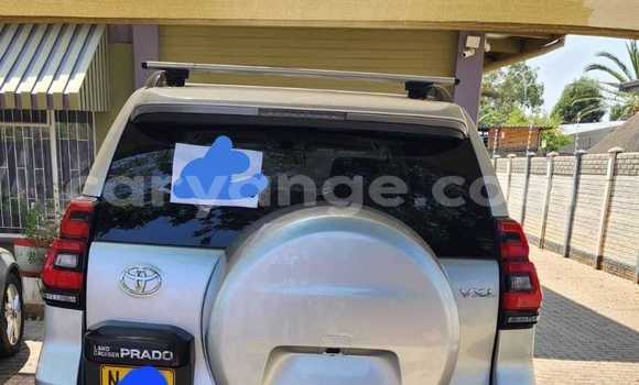 Acheter Occasion Voiture Toyota Prado Gris à Windhoek, Namibie Acheter Occasion Voiture Toyota Prado Gris à Windhoek, Namibie