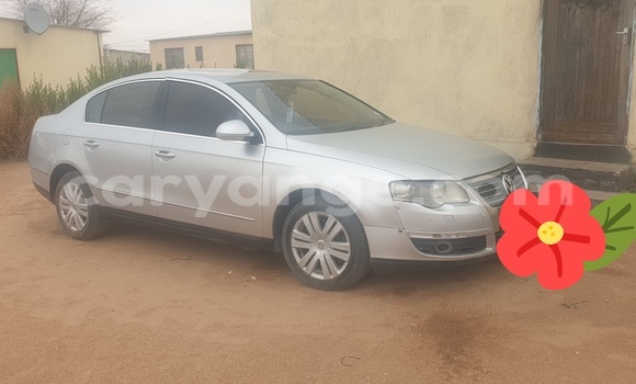 Buy Used Volkswagen Passat Silver Car in Otjiwarongo in Namibia