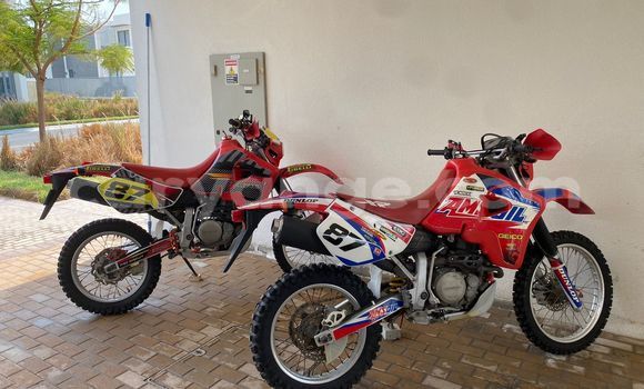 Acheter Occasion Moto Honda XR Rouge à Windhoek, Namibie