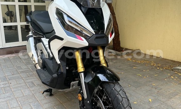 Buy Used Honda X-ADV White Bike in Windhoek in Namibia