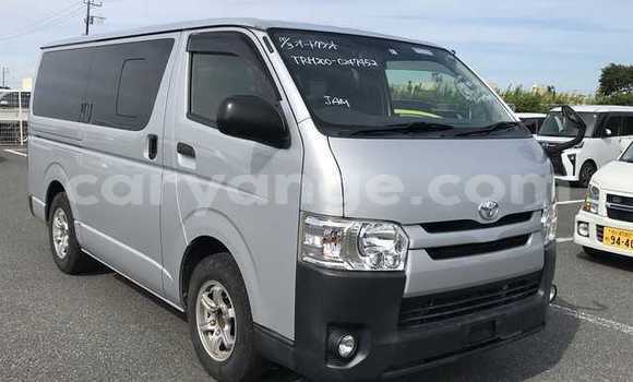 Buy Used Toyota Hi Ace Silver Car in Windhoek in Namibia Buy Used Toyota Hi Ace Silver Car in Windhoek in Namibia