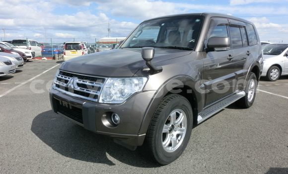 Buy Used Mitsubishi Pajero Other Car in Windhoek in Namibia