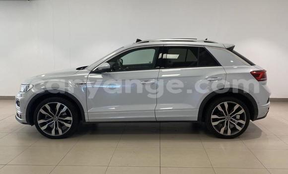 Buy Used Volkswagen T-Roc White Car in Windhoek in Namibia Buy Used Volkswagen T-Roc White Car in Windhoek in Namibia