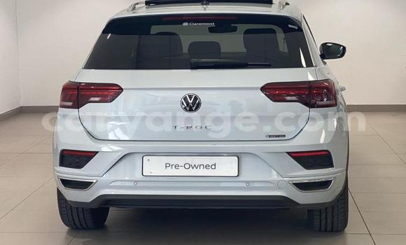 Buy Used Volkswagen T-Roc White Car in Windhoek in Namibia Buy Used Volkswagen T-Roc White Car in Windhoek in Namibia