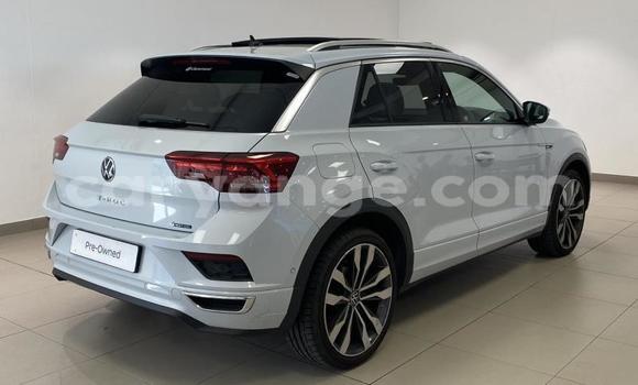 Buy Used Volkswagen T-Roc White Car in Windhoek in Namibia Buy Used Volkswagen T-Roc White Car in Windhoek in Namibia
