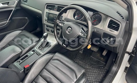 Acheter Occasion Voiture Volkswagen Golf Blanc à Windhoek, Namibie Acheter Occasion Voiture Volkswagen Golf Blanc à Windhoek, Namibie