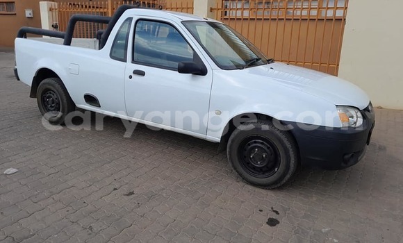 Buy Used Ford B–Max White Car in Windhoek in Namibia