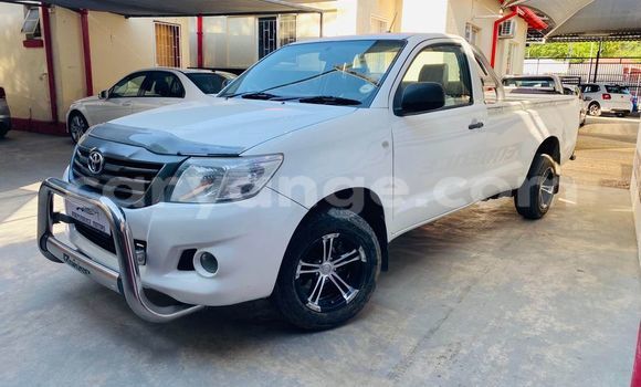 Buy Used Toyota 4Runner White Car in Windhoek in Namibia Buy Used Toyota 4Runner White Car in Windhoek in Namibia