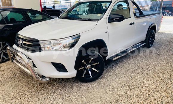 Buy Used Toyota 4Runner White Car in Windhoek in Namibia Buy Used Toyota 4Runner White Car in Windhoek in Namibia