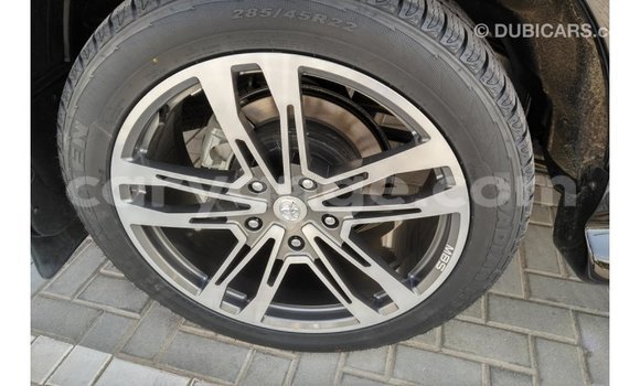 Acheter Import Voiture Toyota Land Cruiser Noir à Import - Dubai, Namibie Acheter Import Voiture Toyota Land Cruiser Noir à Import - Dubai, Namibie