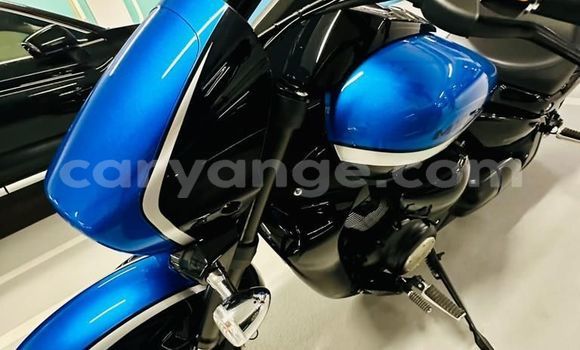 Buy Used Suzuki Boulevard Blue Bike in Windhoek in Namibia Buy Used Suzuki Boulevard Blue Bike in Windhoek in Namibia