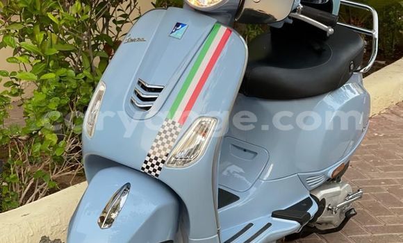 Buy Used Vespa LX Blue Bike in Windhoek in Namibia Buy Used Vespa LX Blue Bike in Windhoek in Namibia