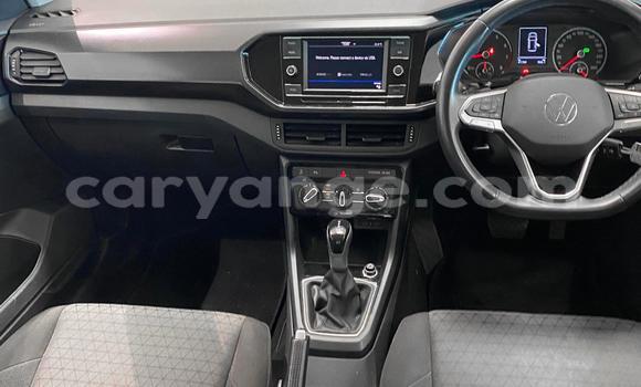 Acheter Occasion Voiture Volkswagen T-Roc Blanc à Windhoek, Namibie Acheter Occasion Voiture Volkswagen T-Roc Blanc à Windhoek, Namibie