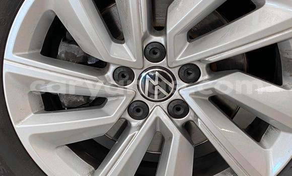 Acheter Occasion Voiture Volkswagen T-Roc Blanc à Windhoek, Namibie Acheter Occasion Voiture Volkswagen T-Roc Blanc à Windhoek, Namibie