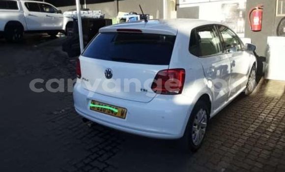Acheter Occasion Voiture Volkswagen Polo Blanc à Windhoek, Namibie Acheter Occasion Voiture Volkswagen Polo Blanc à Windhoek, Namibie
