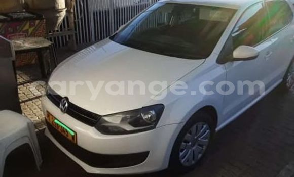 Acheter Occasion Voiture Volkswagen Polo Blanc à Windhoek, Namibie Acheter Occasion Voiture Volkswagen Polo Blanc à Windhoek, Namibie