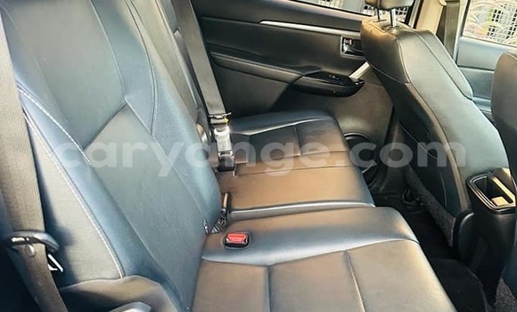 Acheter Occasion Voiture Toyota Fortuner Noir à Windhoek, Namibie Acheter Occasion Voiture Toyota Fortuner Noir à Windhoek, Namibie