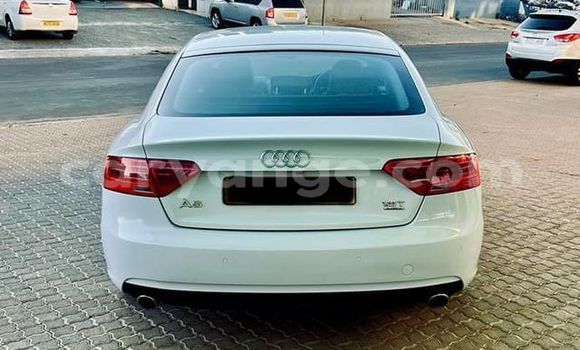 Acheter Occasion Voiture Audi A5 Blanc à Windhoek, Namibie Acheter Occasion Voiture Audi A5 Blanc à Windhoek, Namibie