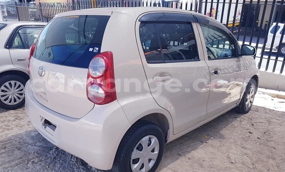 Acheter Occasion Voiture Toyota Passo Blanc à Windhoek, Namibie Acheter Occasion Voiture Toyota Passo Blanc à Windhoek, Namibie