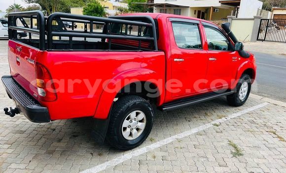 Acheter Occasion Voiture Toyota Hilux Rouge à Windhoek, Namibie Acheter Occasion Voiture Toyota Hilux Rouge à Windhoek, Namibie