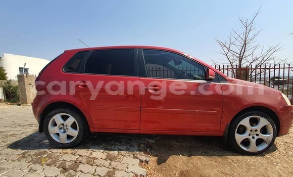 Acheter Occasion Voiture Volkswagen Polo Rouge à Windhoek, Namibie Acheter Occasion Voiture Volkswagen Polo Rouge à Windhoek, Namibie