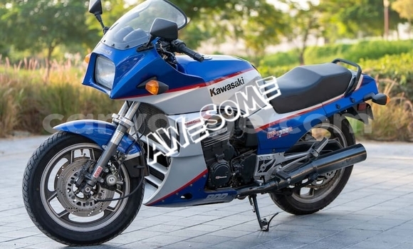 Buy Used Kawasaki GPZ Blue Bike in Windhoek in Namibia Buy Used Kawasaki GPZ Blue Bike in Windhoek in Namibia