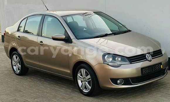 Acheter Occasion Voiture Volkswagen Polo Blanc à Windhoek, Namibie Acheter Occasion Voiture Volkswagen Polo Blanc à Windhoek, Namibie