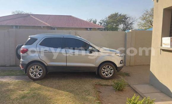 Acheter Occasion Voiture Ford Escape Autre à Windhoek, Namibie Acheter Occasion Voiture Ford Escape Autre à Windhoek, Namibie