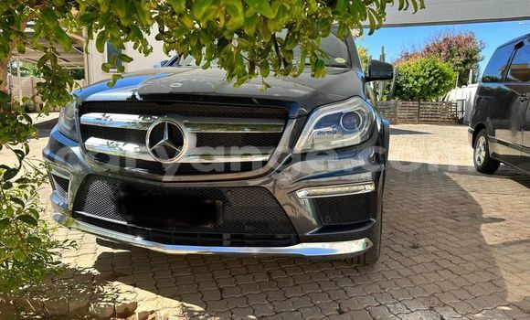 Buy Used GAC Trumpchi GS8 Black Car in Windhoek in Namibia