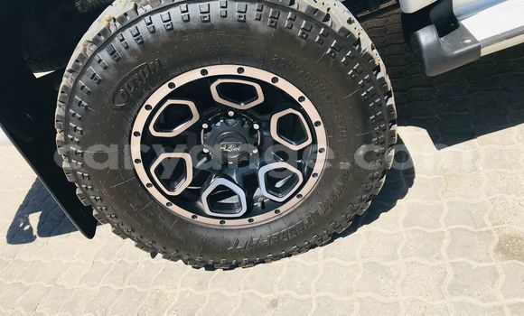 Acheter Occasion Voiture Toyota Hilux Blanc à Windhoek, Namibie