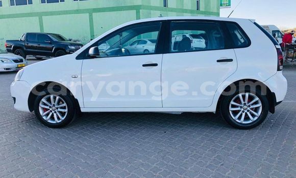Acheter Occasion Voiture Volkswagen Polo Blanc à Windhoek, Namibie Acheter Occasion Voiture Volkswagen Polo Blanc à Windhoek, Namibie