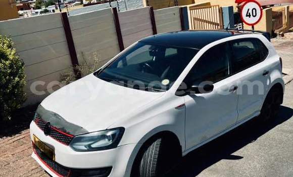 Acheter Occasion Voiture Volkswagen Polo Blanc à Windhoek, Namibie Acheter Occasion Voiture Volkswagen Polo Blanc à Windhoek, Namibie