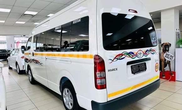 Buy Used Toyota Hi Ace White Car in Windhoek in Namibia Buy Used Toyota Hi Ace White Car in Windhoek in Namibia