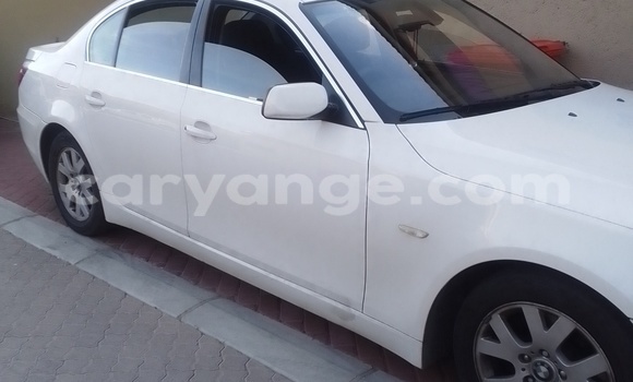 Acheter Occasion Voiture BMW 5–Series Blanc à Okahandja, Namibie Acheter Occasion Voiture BMW 5–Series Blanc à Okahandja, Namibie