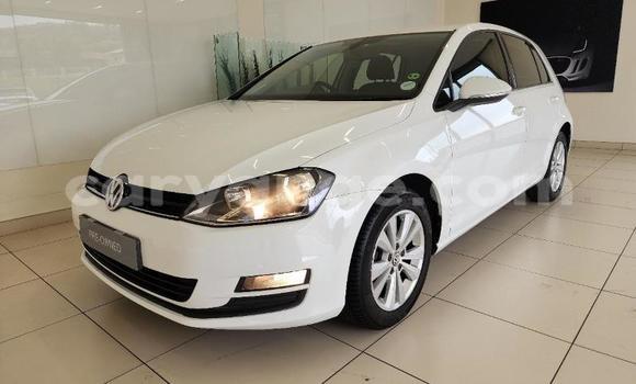 Acheter Occasion Voiture Volkswagen Golf Blanc à Windhoek, Namibie