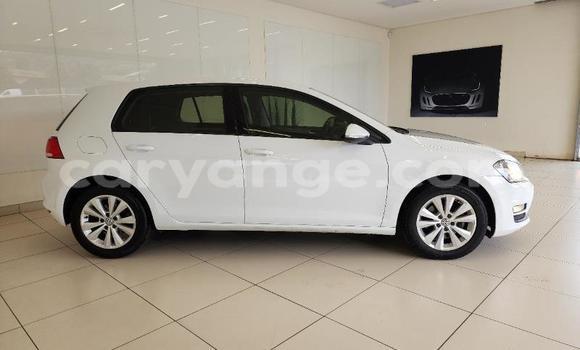Acheter Occasion Voiture Volkswagen Golf Blanc à Windhoek, Namibie Acheter Occasion Voiture Volkswagen Golf Blanc à Windhoek, Namibie