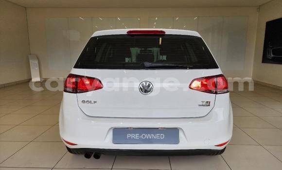 Acheter Occasion Voiture Volkswagen Golf Blanc à Windhoek, Namibie Acheter Occasion Voiture Volkswagen Golf Blanc à Windhoek, Namibie