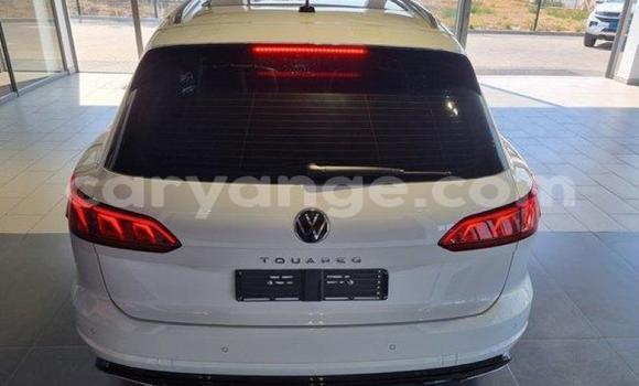 Buy Used Volkswagen Touareg Silver Car in Windhoek in Namibia Buy Used Volkswagen Touareg Silver Car in Windhoek in Namibia