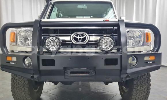 Buy Used Toyota Land Cruiser Beige Car in Windhoek in Namibia Buy Used Toyota Land Cruiser Beige Car in Windhoek in Namibia