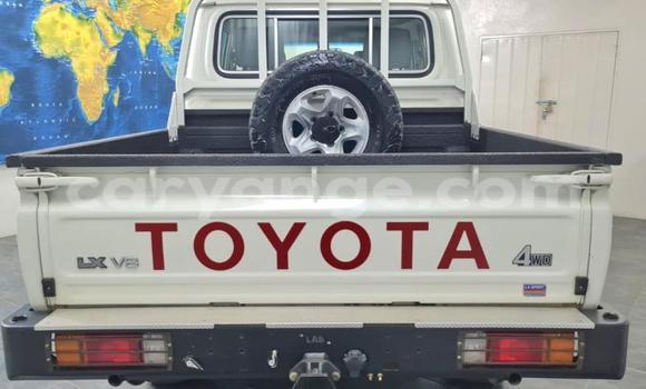 Buy Used Toyota Land Cruiser Beige Car in Windhoek in Namibia Buy Used Toyota Land Cruiser Beige Car in Windhoek in Namibia