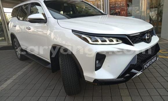 Buy Used Toyota Fortuner White Car in Windhoek in Namibia Buy Used Toyota Fortuner White Car in Windhoek in Namibia