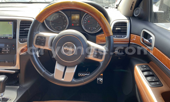 Acheter Occasion Voiture Jeep Grand Cherokee Noir à Windhoek, Namibie Acheter Occasion Voiture Jeep Grand Cherokee Noir à Windhoek, Namibie