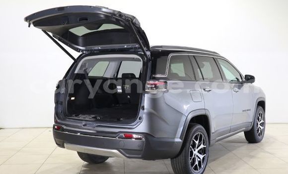 Buy Used Jeep Commander Silver Car in Windhoek in Namibia Buy Used Jeep Commander Silver Car in Windhoek in Namibia