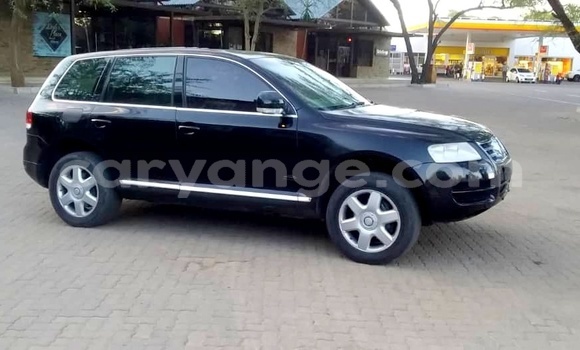 Acheter Occasion Voiture Volkswagen Touareg Noir à Okahandja, Namibie Acheter Occasion Voiture Volkswagen Touareg Noir à Okahandja, Namibie