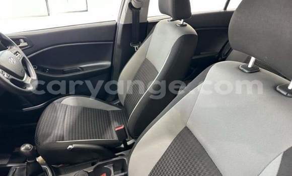 Buy Used Hyundai I20 White Car in Windhoek in Namibia Buy Used Hyundai I20 White Car in Windhoek in Namibia