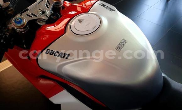 Buy Used Ducati Panigale Red Bike in Windhoek in Namibia Buy Used Ducati Panigale Red Bike in Windhoek in Namibia