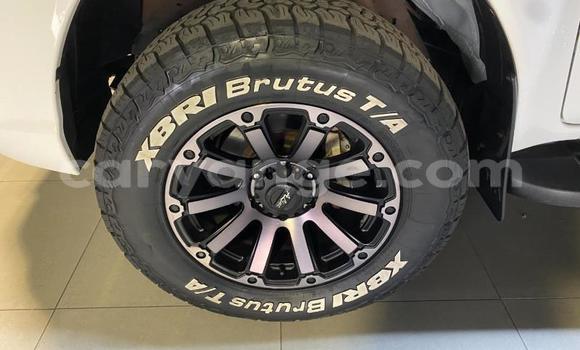 Acheter Occasion Voiture Toyota Hilux Blanc à Karasburg, Karas Acheter Occasion Voiture Toyota Hilux Blanc à Karasburg, Karas